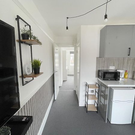 Cosy Bright Studio Apartment Close To Wembley Stadium London Eksteriør billede
